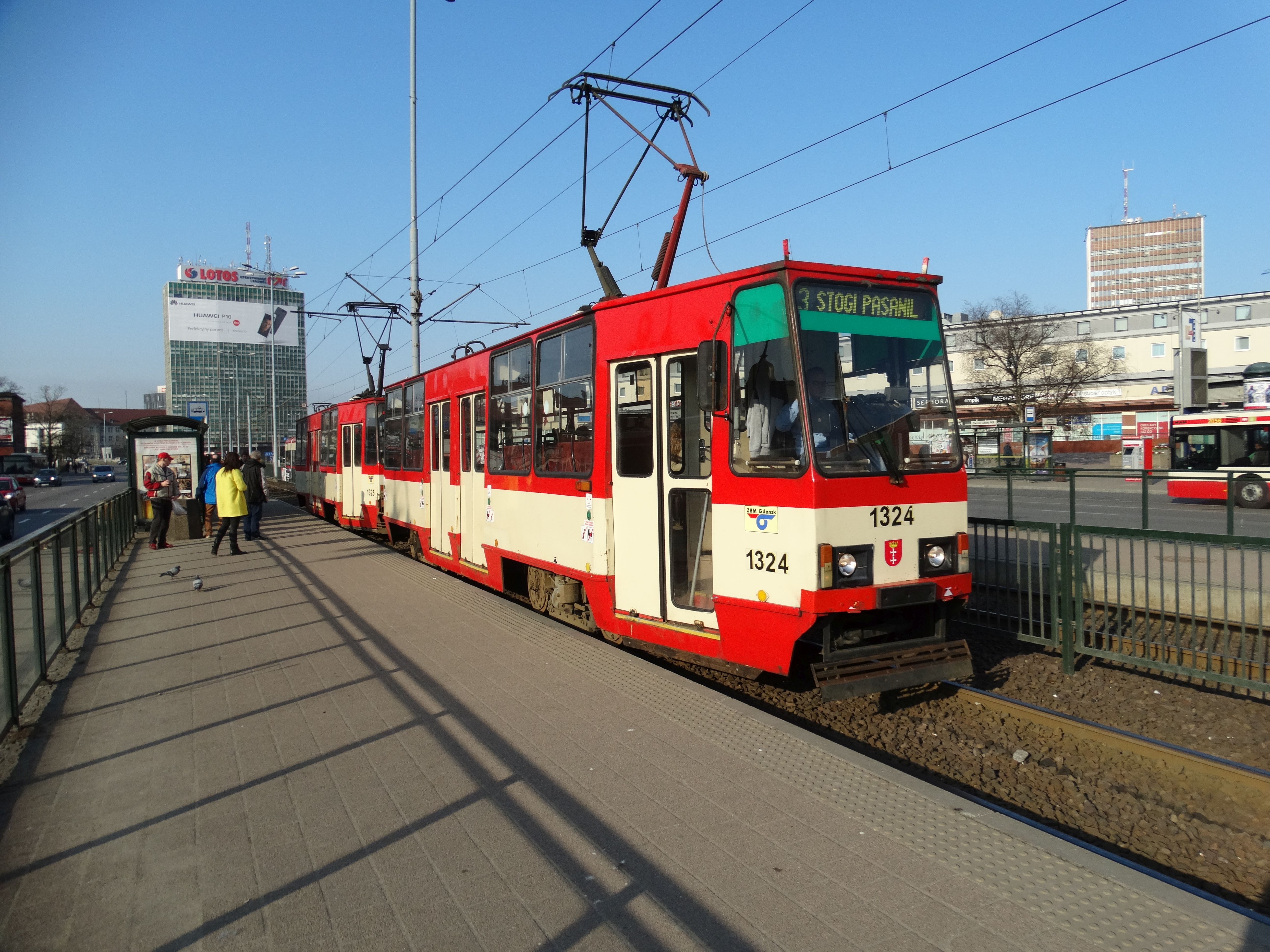 FUNET Railway Photography Archive: Poland - trams
