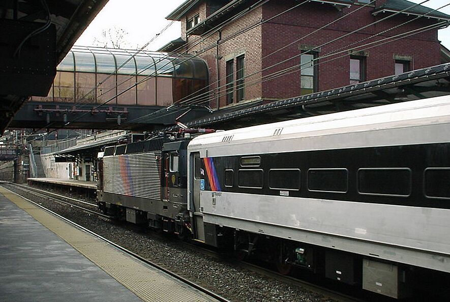FUNET Railway Photography Archive: United States - New Jersey Transit