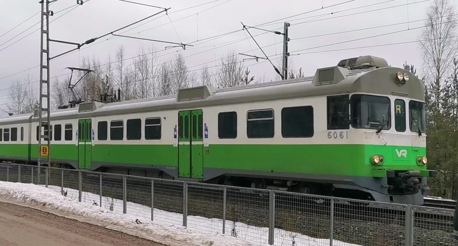 FUNET Railway Photography Archive: Finland - electric multiple units